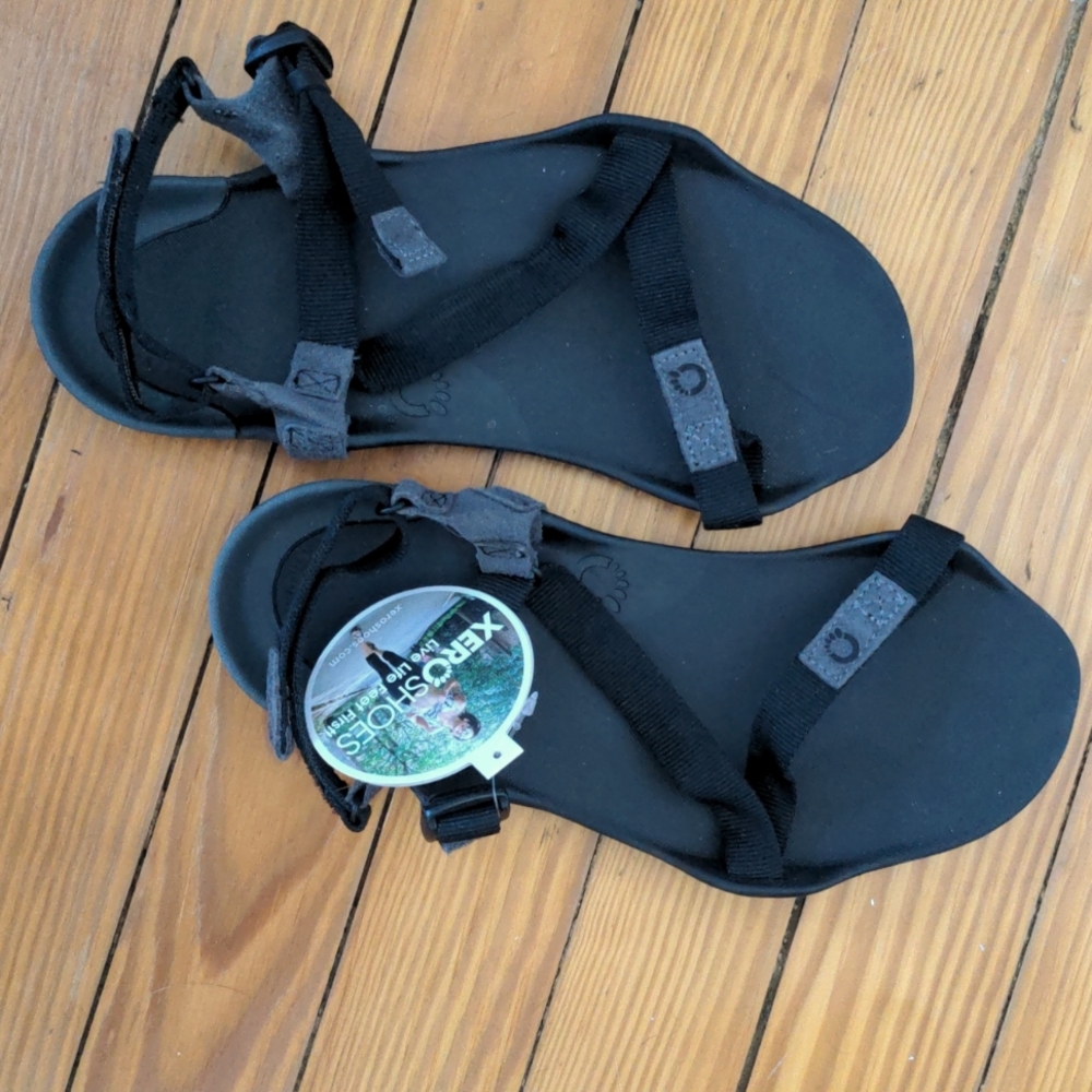 Xero Z-Trek sandals NWT